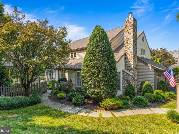 610 Lindsay Cir, Villanova, PA 19085