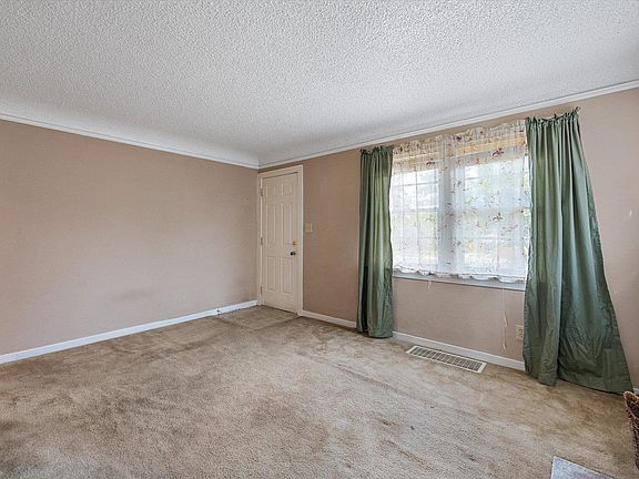 4th image of 3311 W Lacrosse Ave