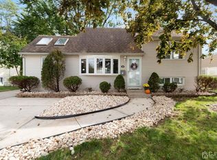 24 Oxford Rd, East Brunswick, NJ 08816