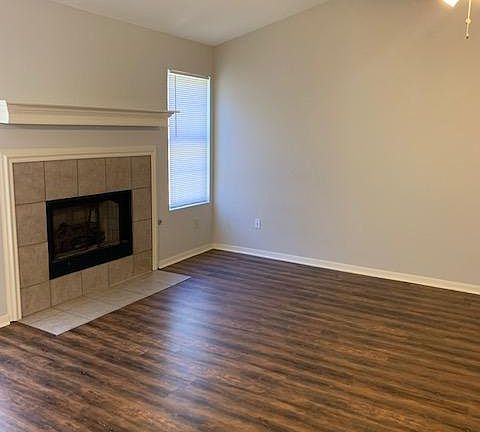 5th image of 4641 Northwood Hills Dr