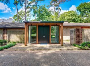15 Saddlebrook Ln, Houston, TX 77024