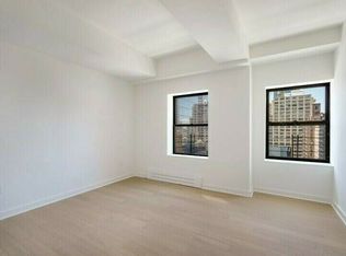 360 W 30th St #5H, New York, NY 10001