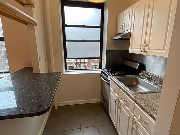 5th image of 4 W 101st St #55
