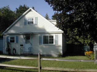 36 Maple St, Clinton, MA 01510