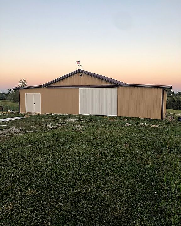 2nd image of 1633 Speedwell Rd