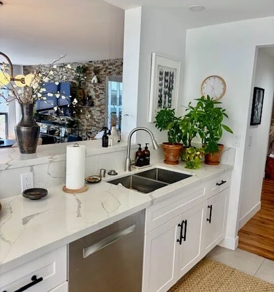 343 Pioneer Dr #1205 — Photo 9