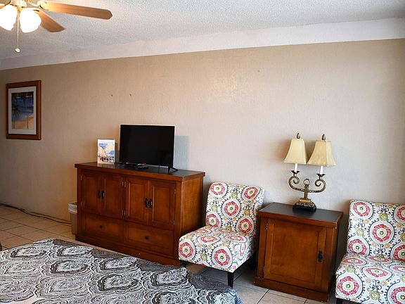4th image of 219 S Atlantic Ave #424