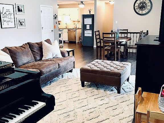 Living/Dining Room