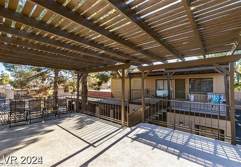 1887 Apricot Ct — Photo 3