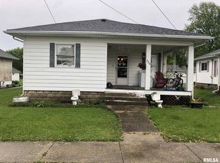 220 N Stanton St, Bluffs, IL 62621
