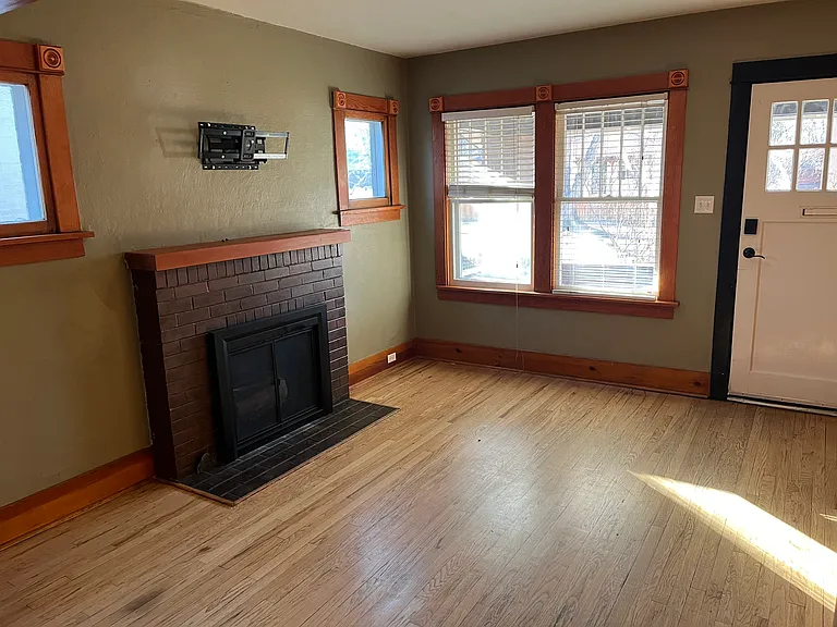 3938 Alcott St — Photo 7