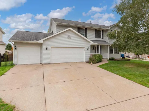 507 E 15th Ave Ct, Coal Valley, IL 61240