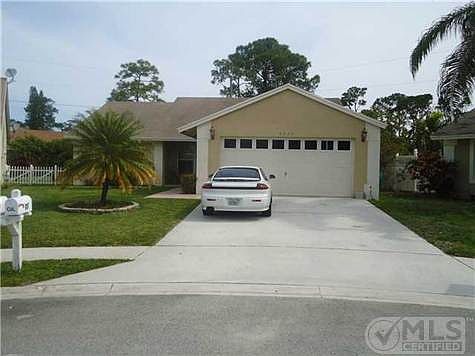 1st image of 5357 Blueberry Hill Ave