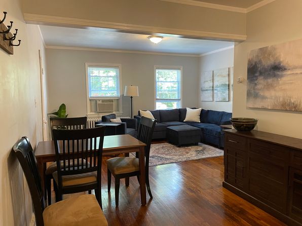 2613 39th St NW APT 3