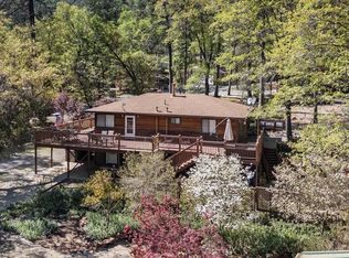 17856 Lake Dr, Lakehead, CA 96051