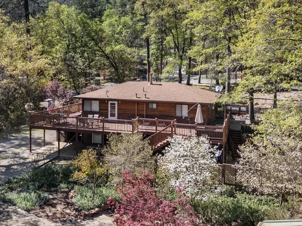 17856 Lake Dr, Lakehead, CA 96051