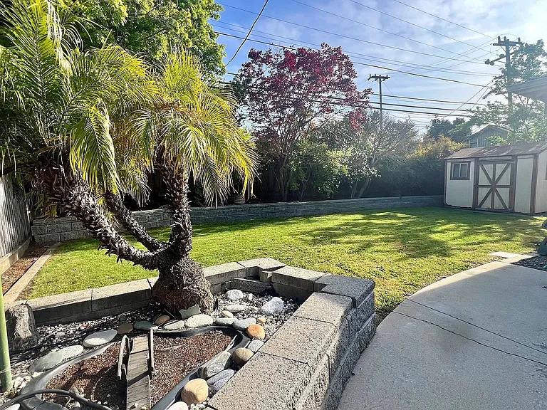 6610 Canterbury Ct — Photo 34