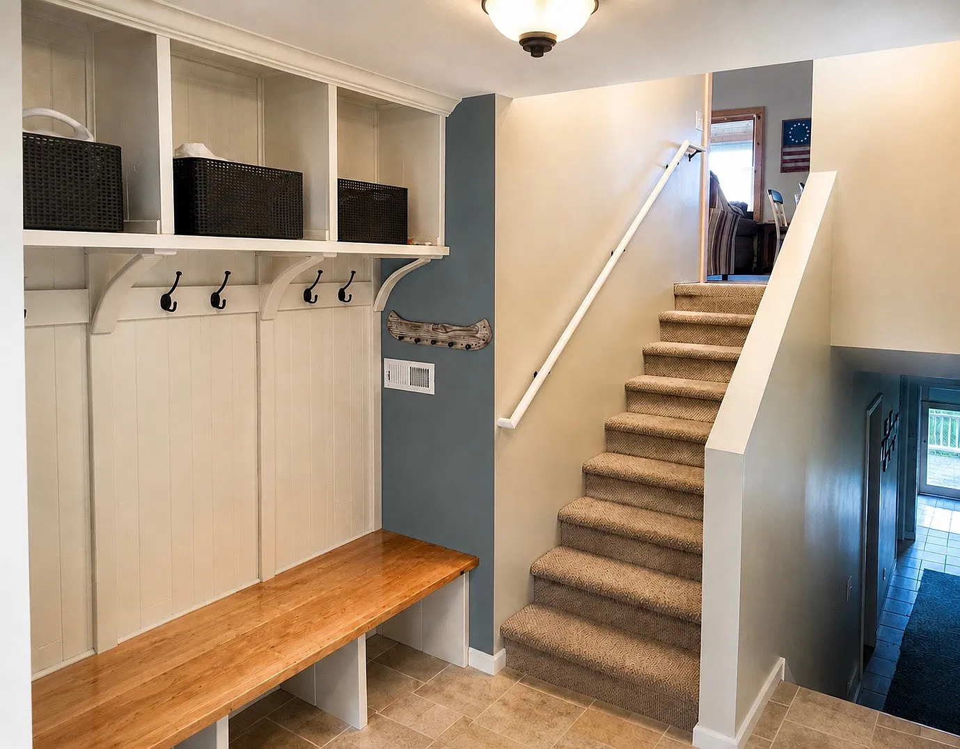 5 bed, 2200 sqft, $2,500 — Photo 3
