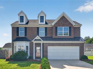 1564 Abbey Park Ct, Kernersville, NC 27284