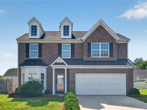1564 Abbey Park Ct, Kernersville, NC 27284