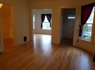 712 S 28th St, Milwaukee, WI 53215