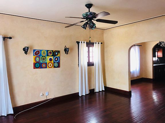 4th image of 837 N Poinsettia Pl #837