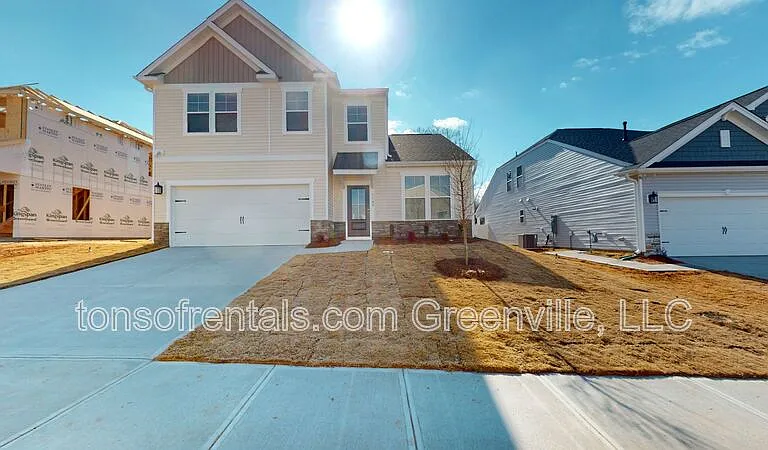 1109 Maridian St — Photo 1