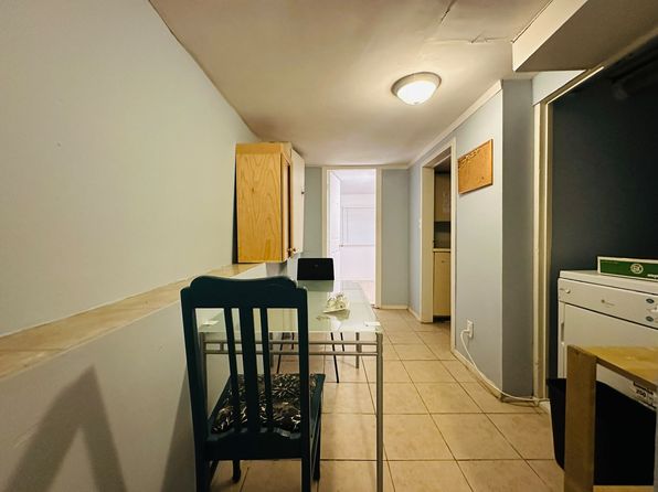 2 bedroom rental in Vancouver — photo 17
