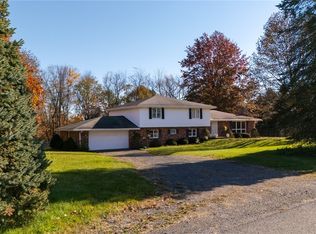 495 Gaston Rd, Weirton, WV 26062