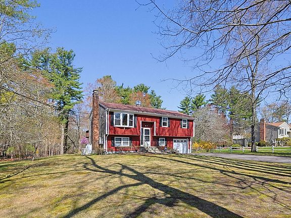 3rd image of 142 Prospect Hill St
