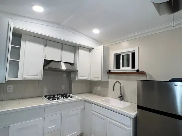 329 S Harbor Blvd Spc 30, Santa Ana, CA 92704