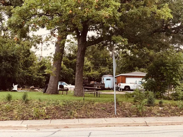 245 N Briggs St, Joliet, IL 60432