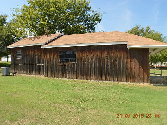 2nd image of 220 W 1st St