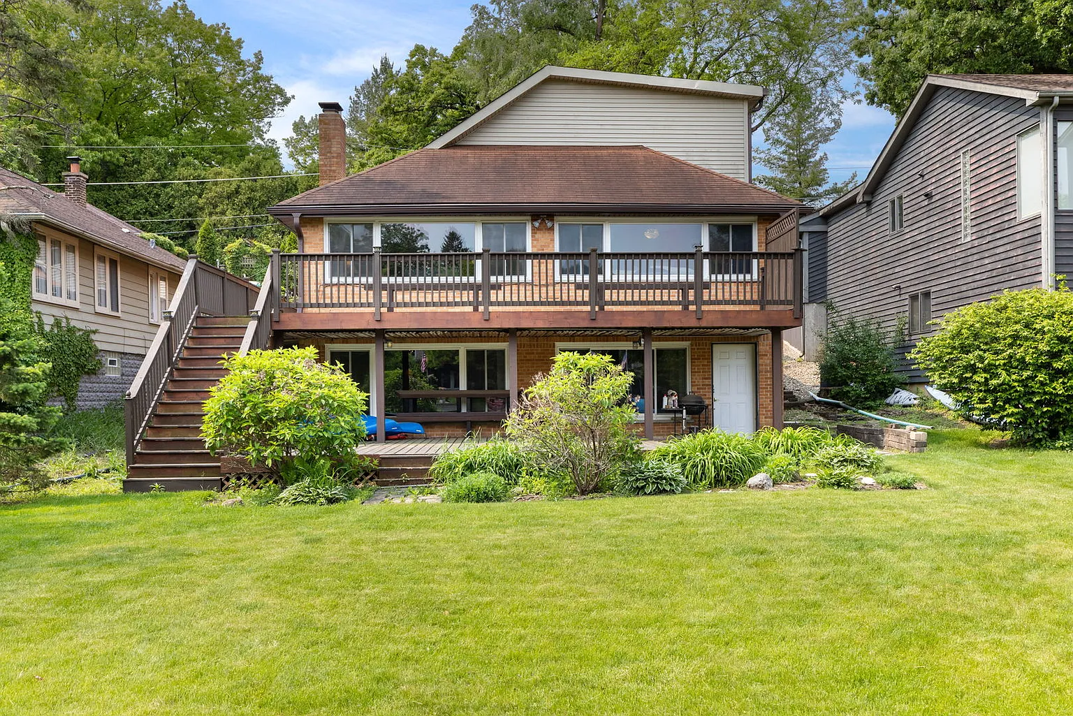 26831 N Oakdale Ln photo 1