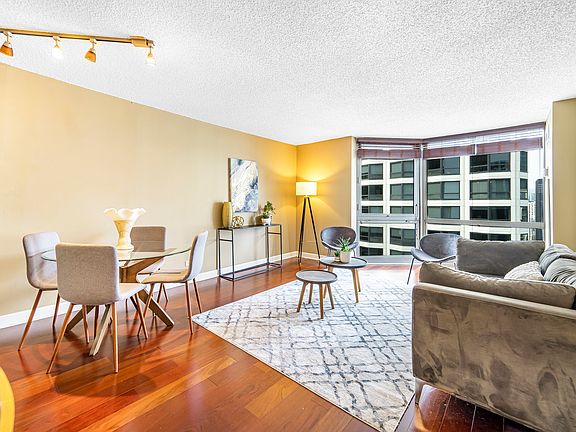 4th image of 195 N Harbor Dr APT 4107