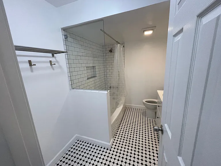 2030 F St NW #301 — Photo 19