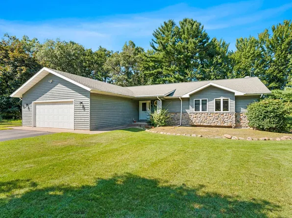 E1750 Lake Shore Dr, Iola, WI 54945
