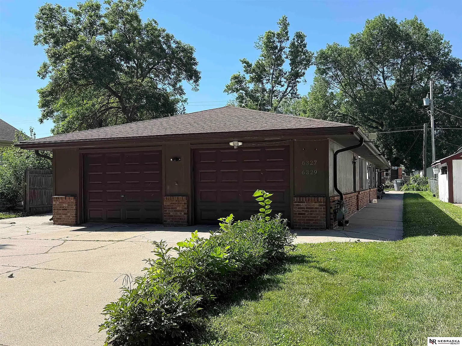 2 bed, 850 sqft, $1,200 — Photo 2