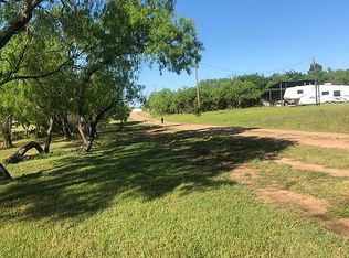 520 Odessa Ln, Tow, TX 78672