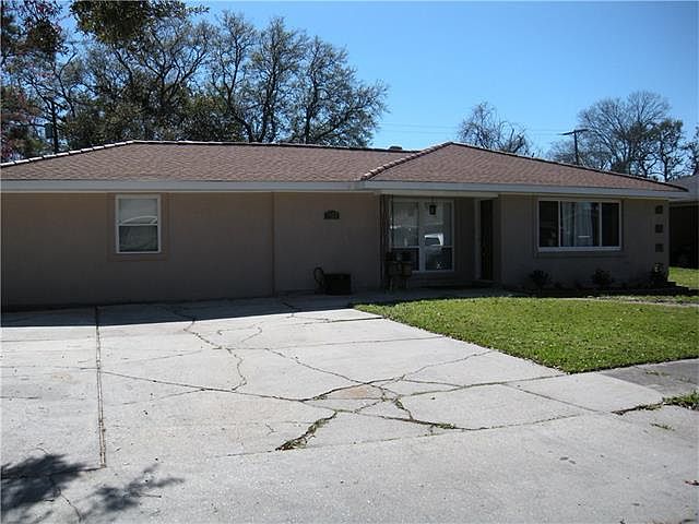 1st image of 5923 Stratford Pl