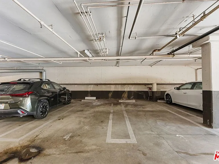 1315 Roxbury Dr #201 — Photo 27
