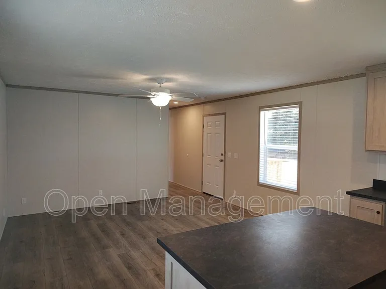 40 Erin Ln #40 — Photo 8