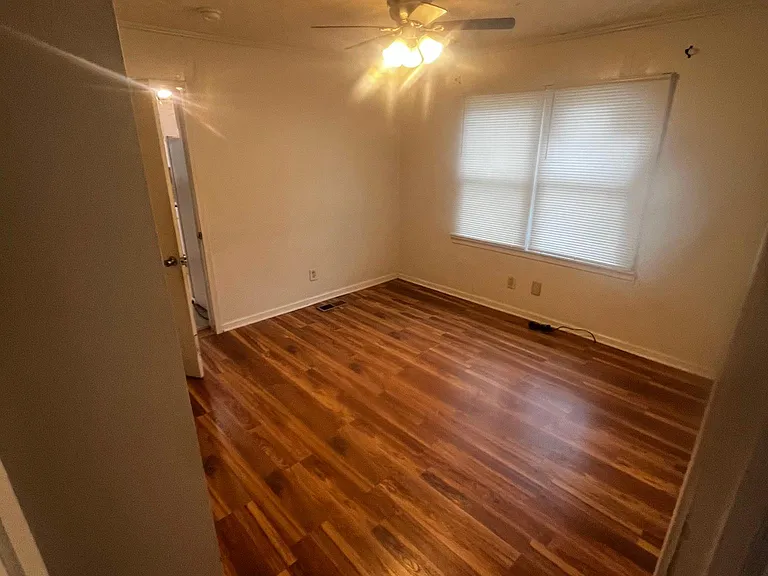 60 Lafayette Dr — Photo 8