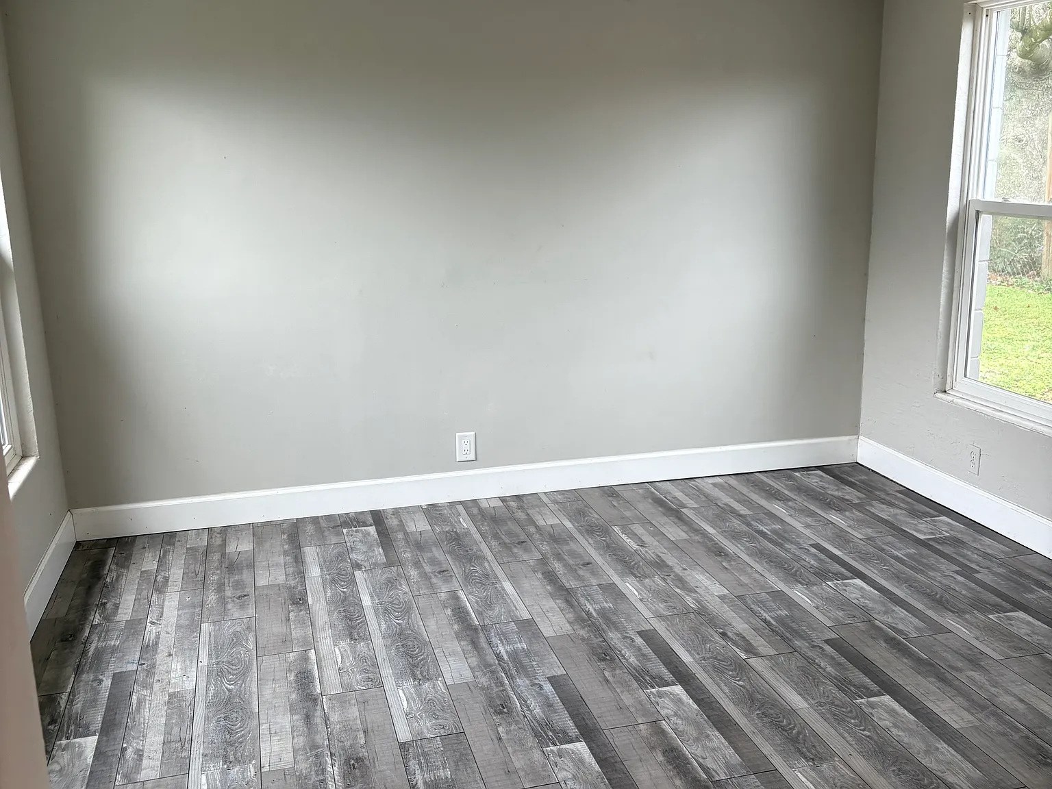 2 bed, 800 sqft, $1,350 — Photo 2