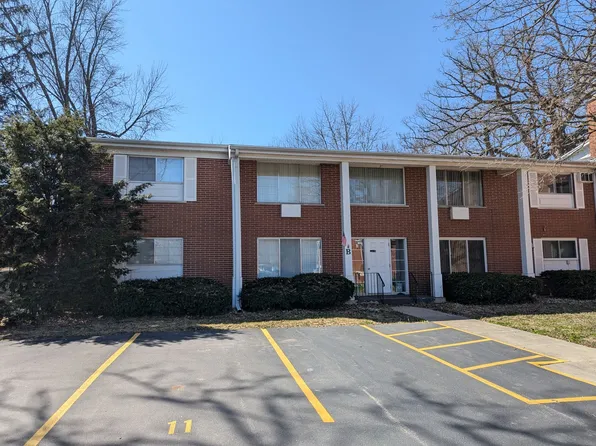 124 N Whistler Ave #B-1, Freeport, IL 61032