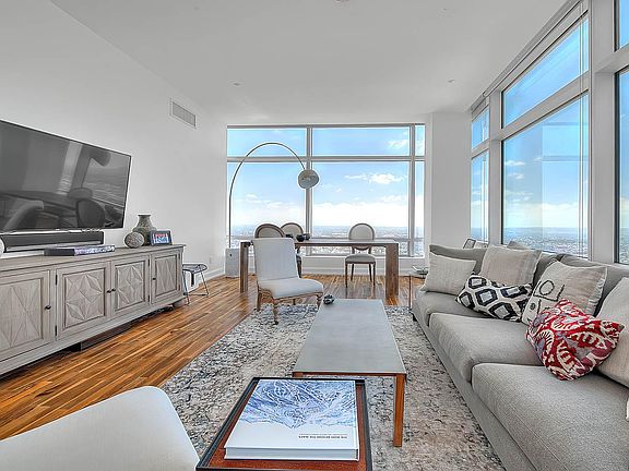 5th image of 900 W Olympic Blvd Unit 45B