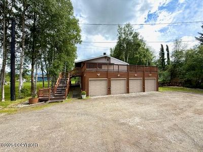 2808 Iris Dr, Anchorage, AK, 99517