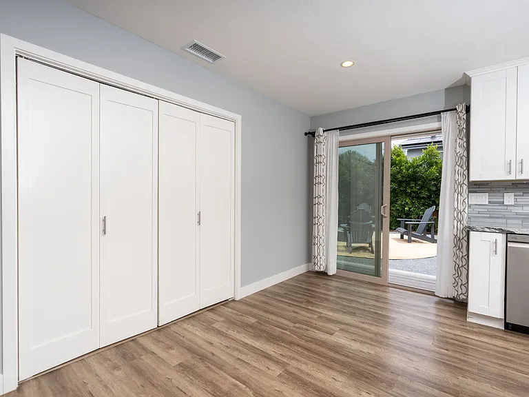7143 Teasdale Ave — Photo 14