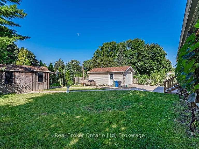 195 Edinburgh Rd S #LOWER — Photo 21