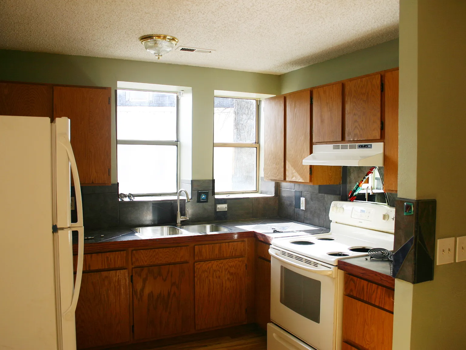 1 bed, 950 sqft, $985 — Photo 4